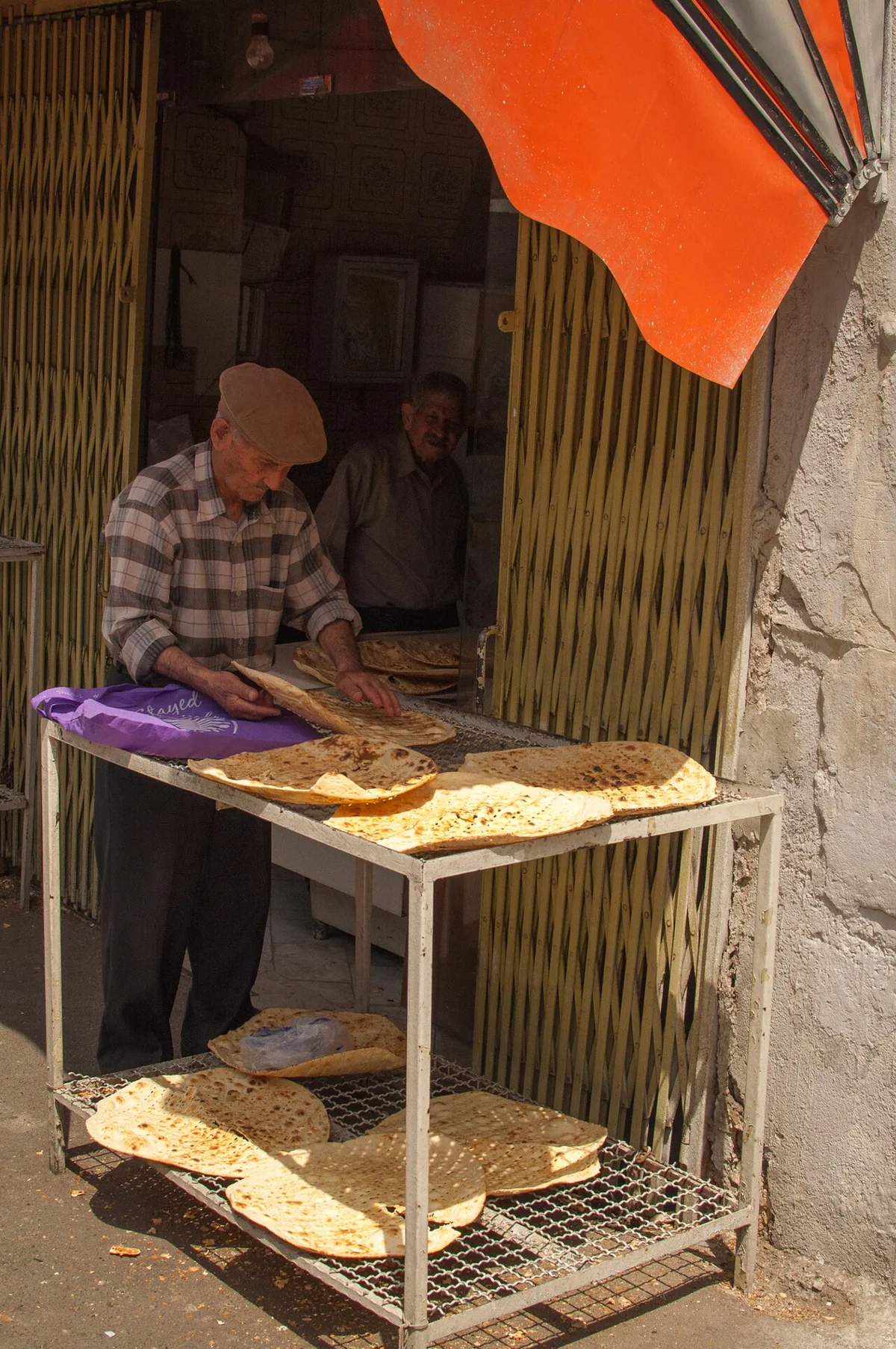 دستور نان سنگک خانگی — نسخه ساده خانگی — دستور پخت دلیچه