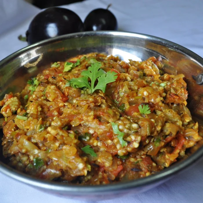 دستور baingan bharta — دستور پخت دلیچه