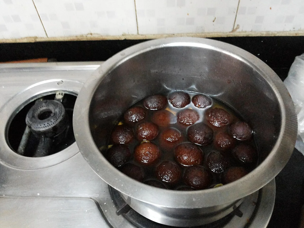 گلاب‌جامون — دستور پخت دلیچه