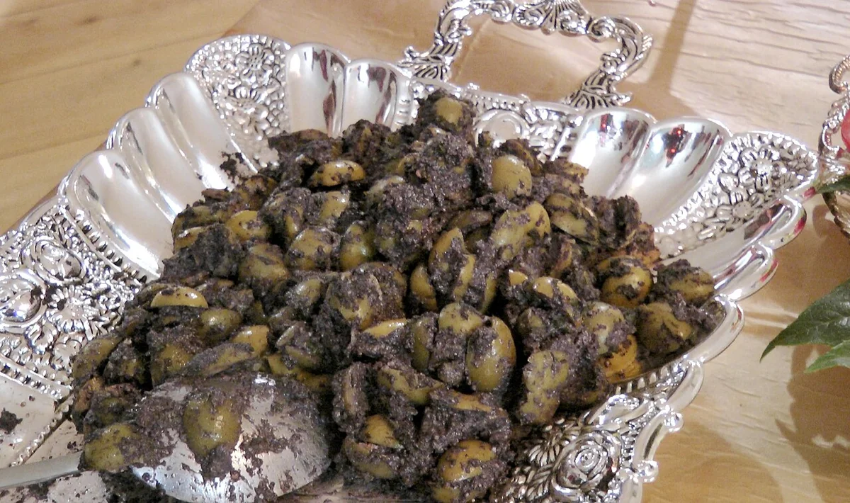 دستور زیتون پرورده — نسخه مجلسی — دستور پخت دلیچه